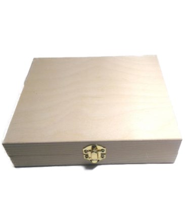 Дървена кутия ( 12/12/6 см. )/възможност за индивидуален печат/